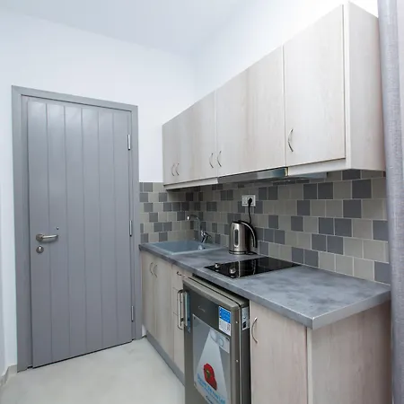 Korali Palace 公寓式酒店