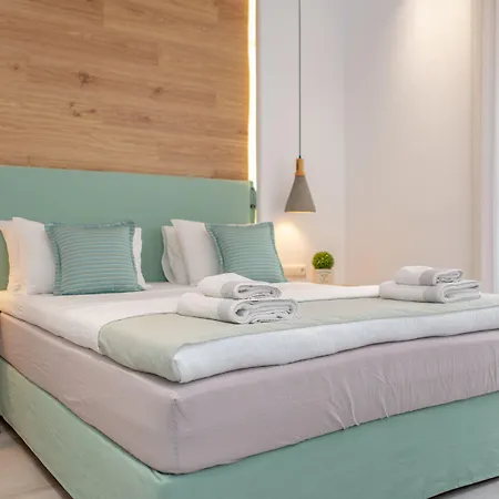 Korali Palace شقة فندقية